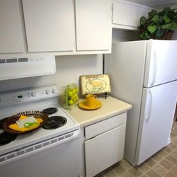 kitchen at Beacon Ridge located in College Park, GA